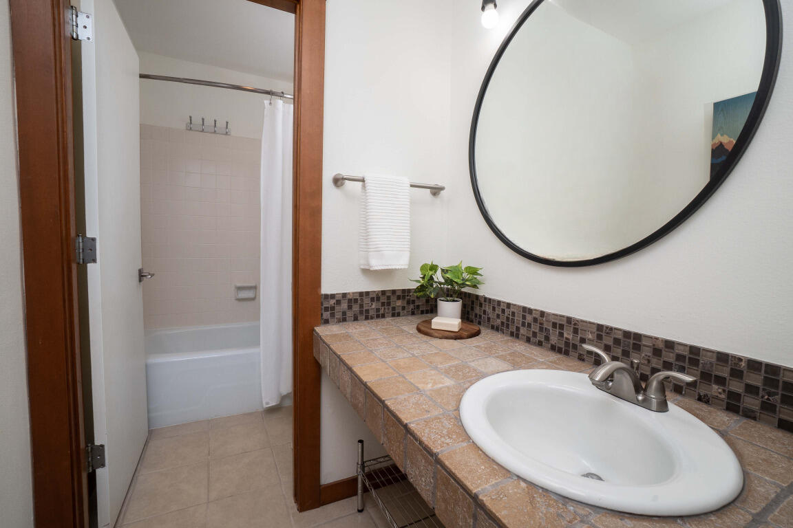 Inn Of The 7th - Residential