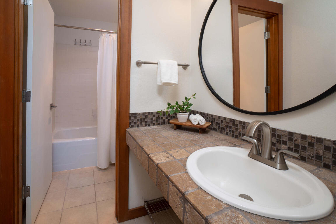 Inn Of The 7th - Residential