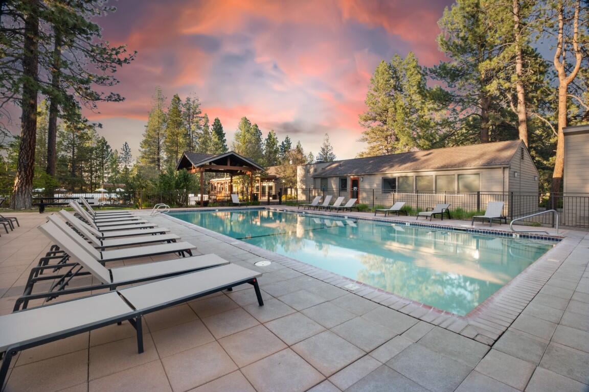 Inn Of The 7th - Residential