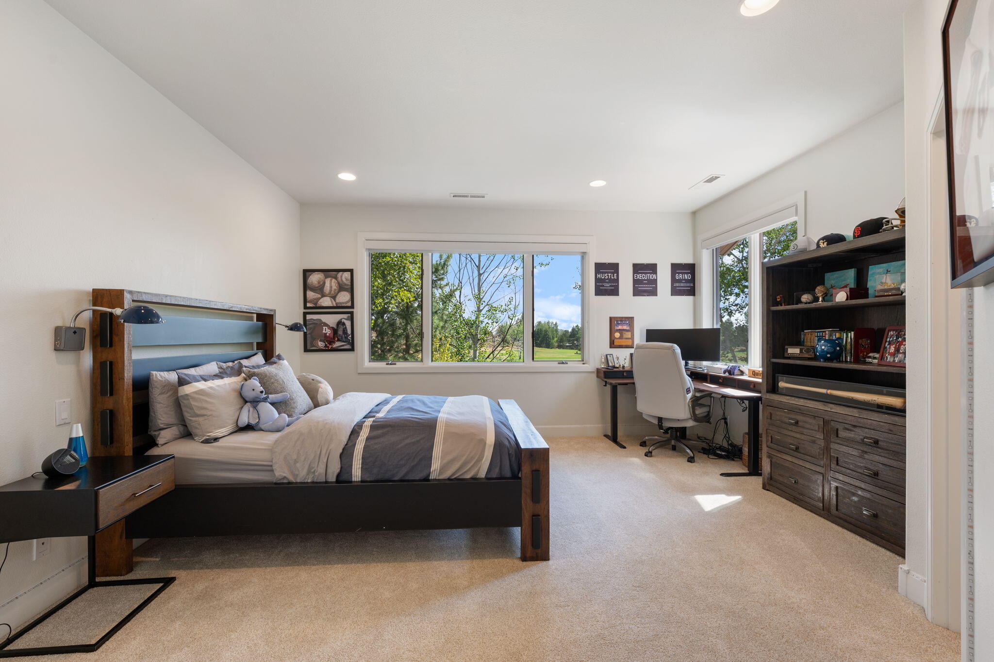 Broken Top - Residential