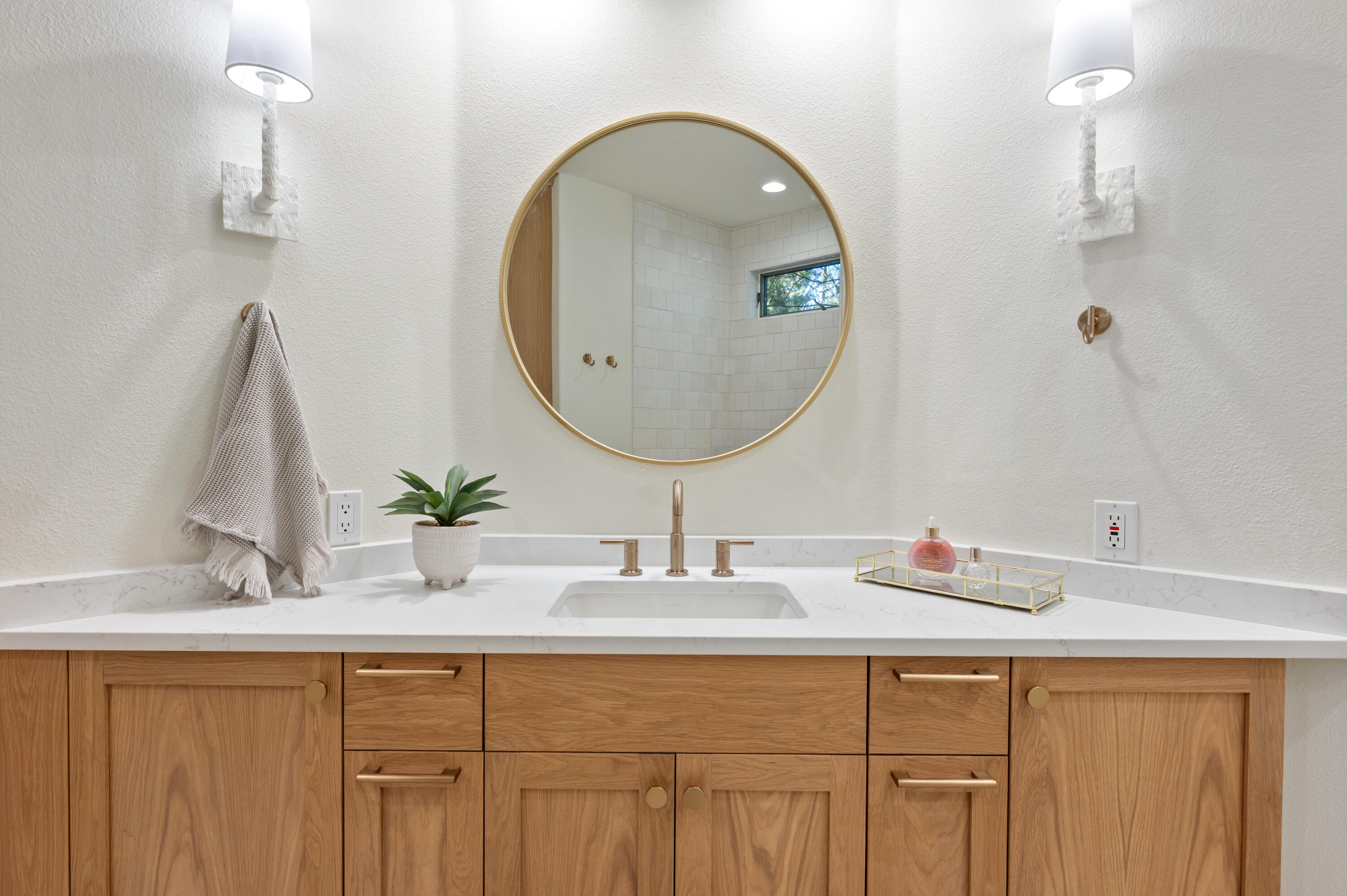 Broken Top - Residential