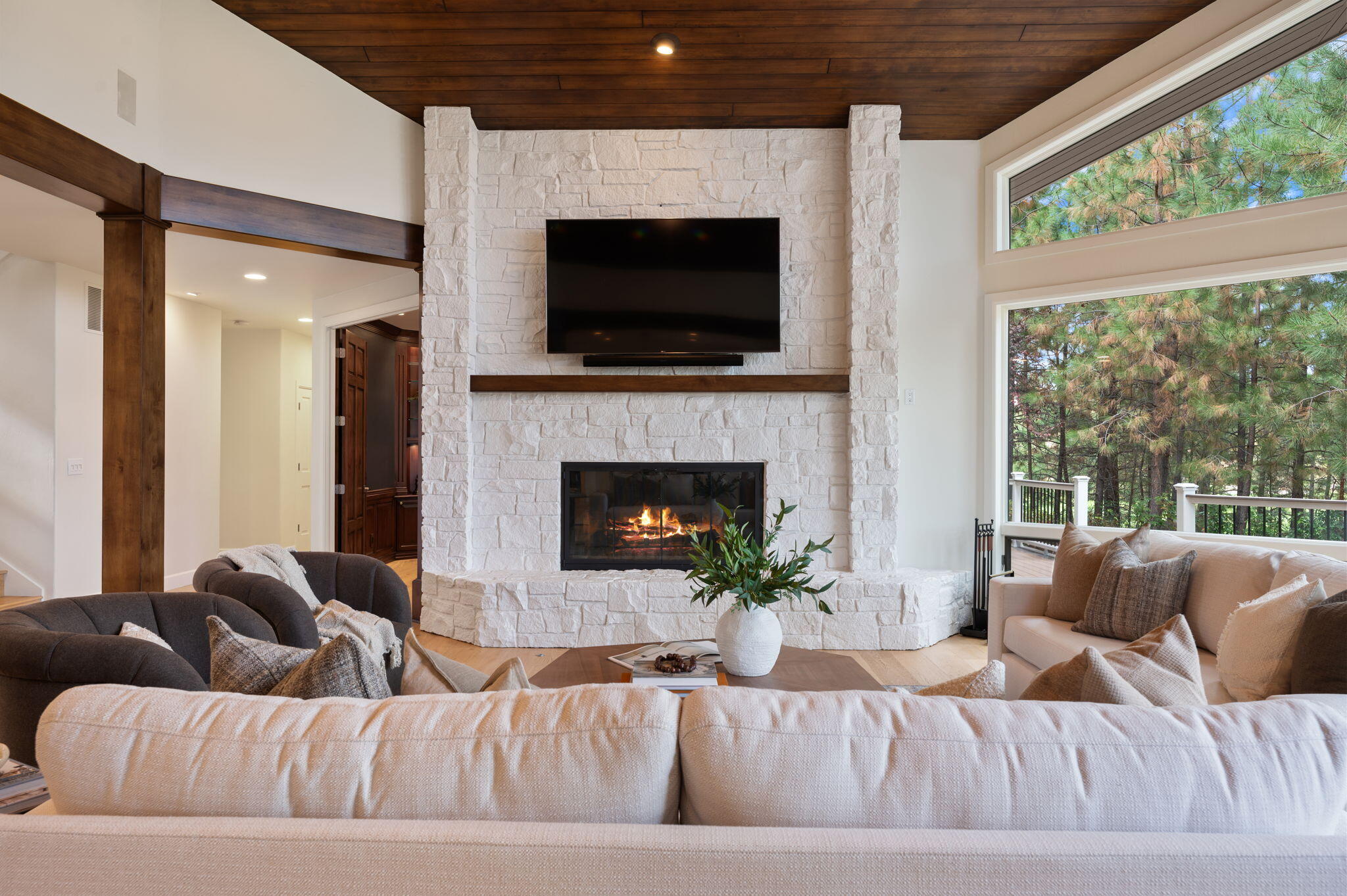 Broken Top - Residential