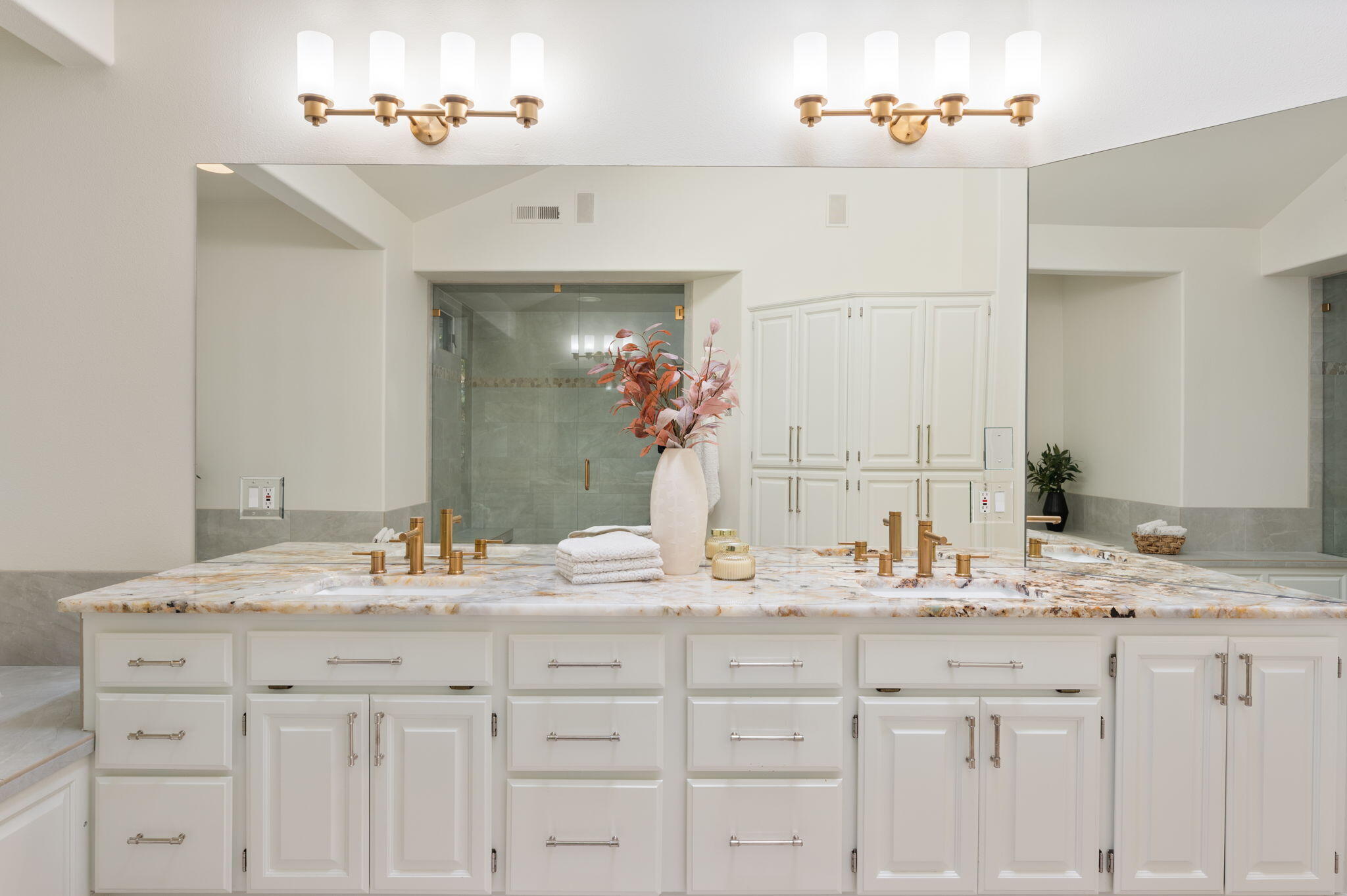 Broken Top - Residential