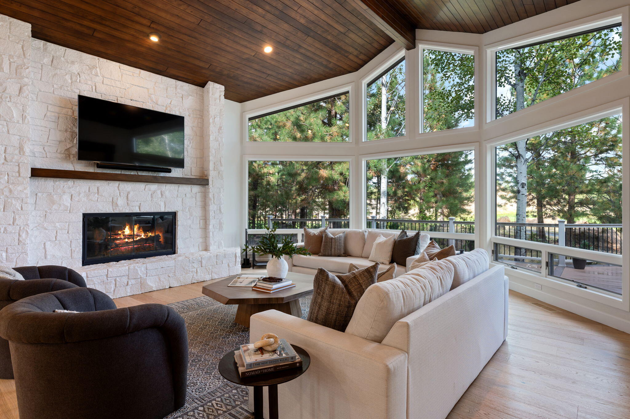 Broken Top - Residential