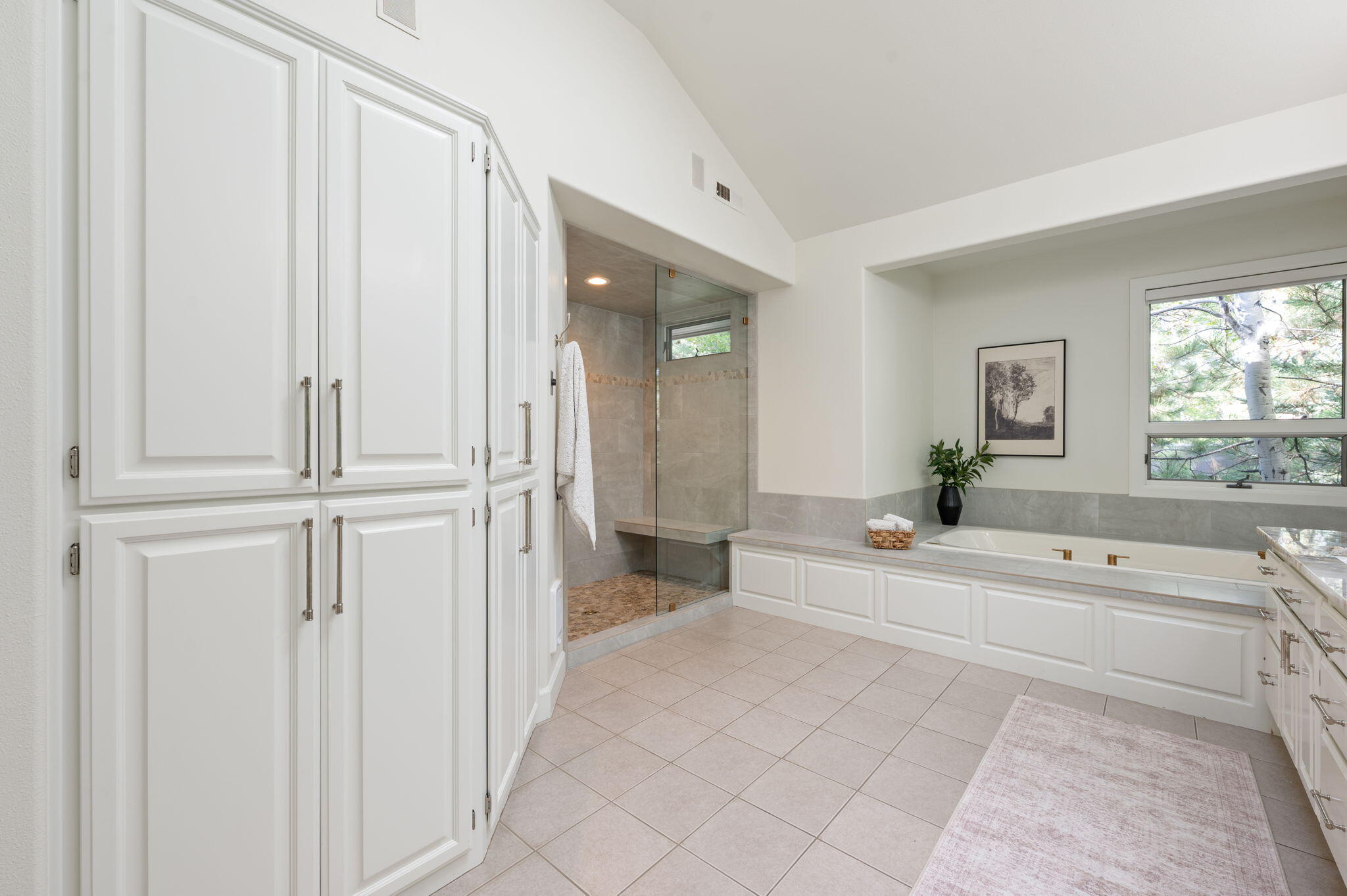 Broken Top - Residential