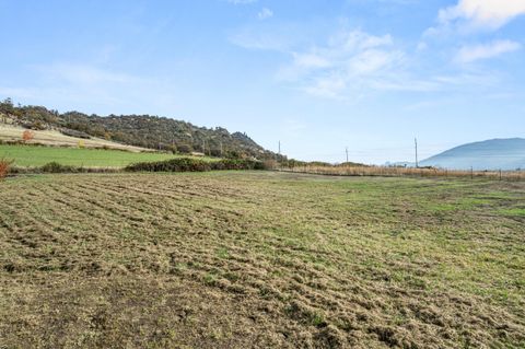 Tiny photo for 288 Maywood Way, Ashland, OR 97520 (MLS # 220211710)