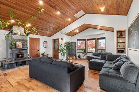 Tiny photo for 288 Maywood Way, Ashland, OR 97520 (MLS # 220211710)