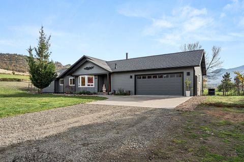 Tiny photo for 288 Maywood Way, Ashland, OR 97520 (MLS # 220211710)