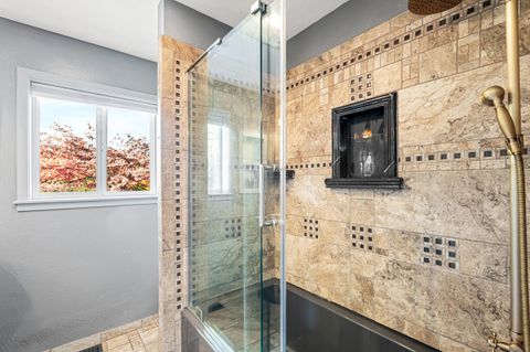 Tiny photo for 288 Maywood Way, Ashland, OR 97520 (MLS # 220211710)