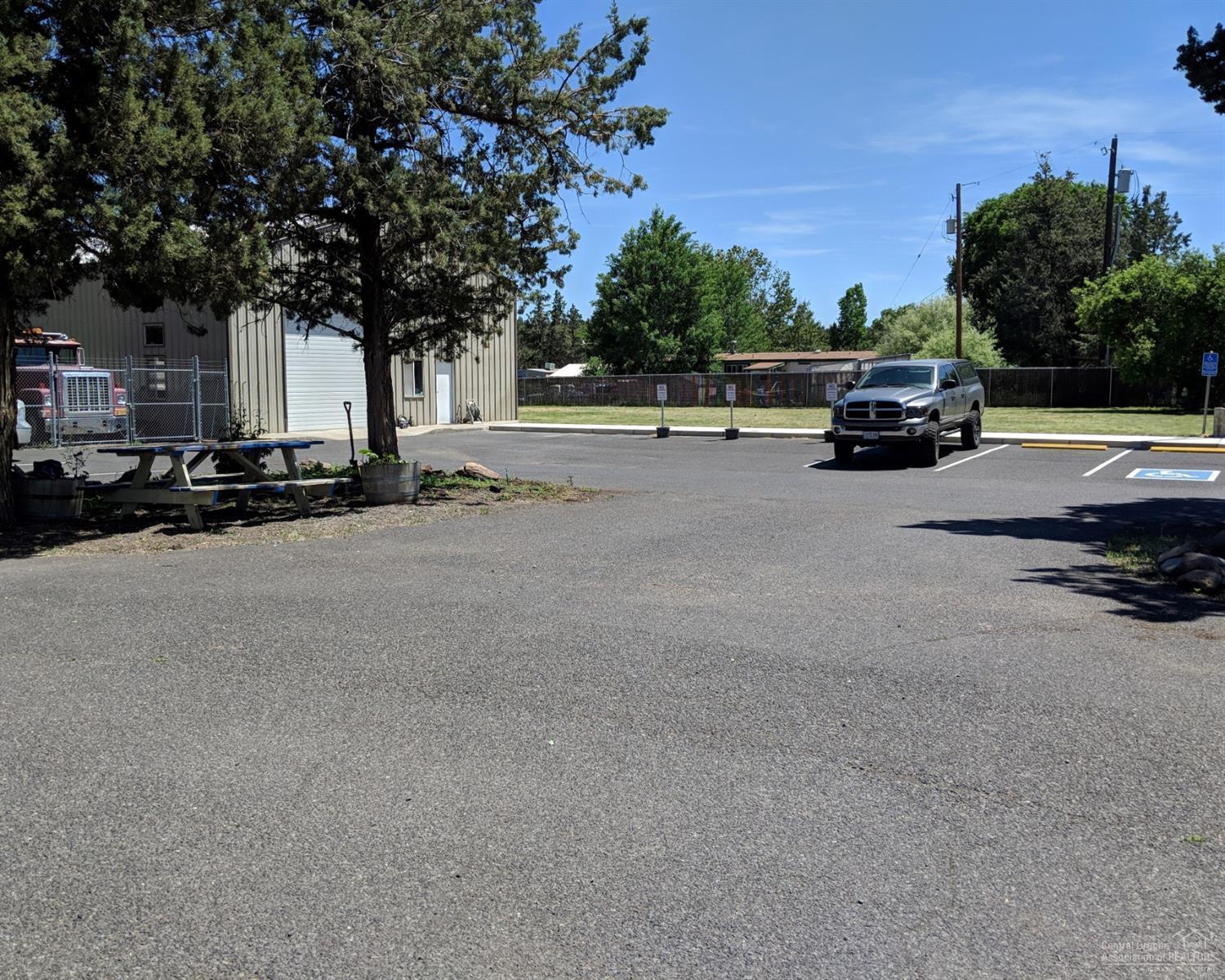 Townsite Of Laidlaw - Commercial Sale
