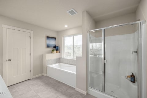 Tiny photo for 20687 Town Dr DR, Bend, OR 97701 (MLS # 220224469)