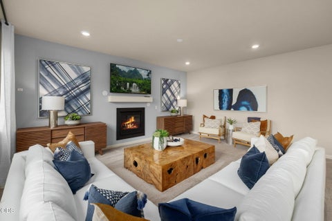 Tiny photo for 20687 Town Dr DR, Bend, OR 97701 (MLS # 220224469)