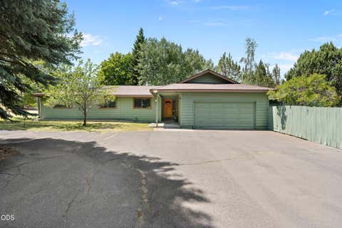 Tiny photo for 22010 Stormy Lane, Bend, OR 97701 (MLS # 220224832)