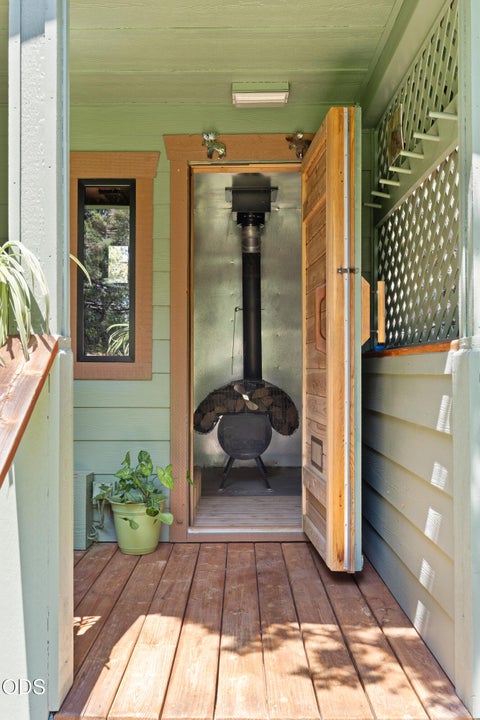 Tiny photo for 22010 Stormy Lane, Bend, OR 97701 (MLS # 220224832)