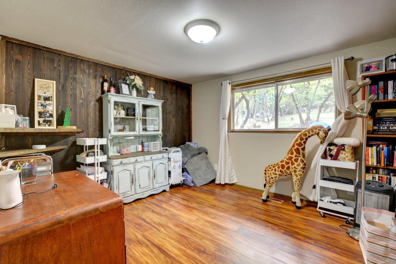 Crystal Springs Orchard Tracts - Residential