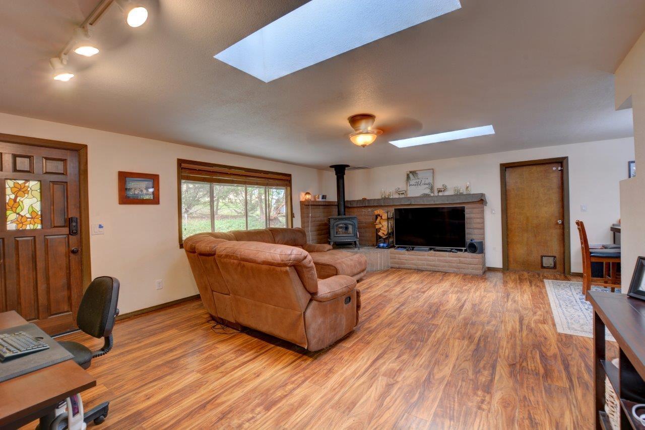 Crystal Springs Orchard Tracts - Residential