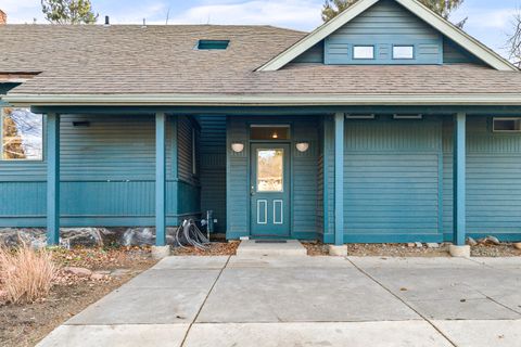Tiny photo for 1545 NW 3rd Street, Bend, OR 97703 (MLS # 220213740)