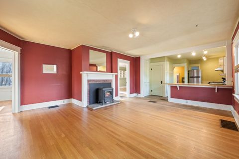 Tiny photo for 1545 NW 3rd Street, Bend, OR 97703 (MLS # 220213740)
