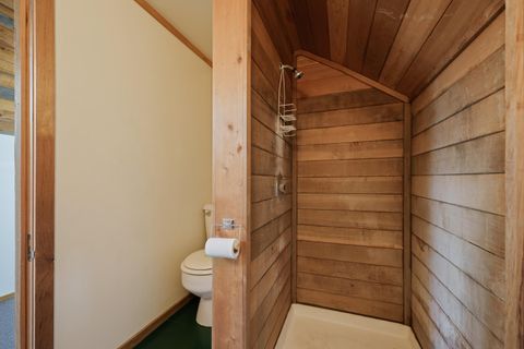 Tiny photo for 1545 NW 3rd Street, Bend, OR 97703 (MLS # 220213740)