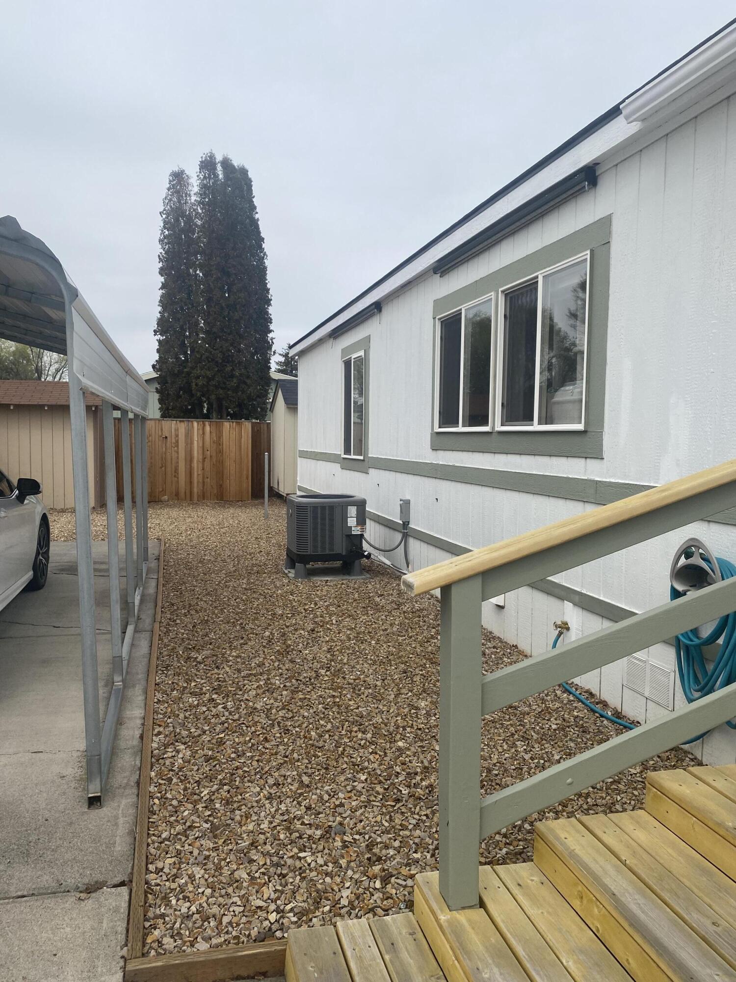 1515 NW Fir Avenue UNIT 2