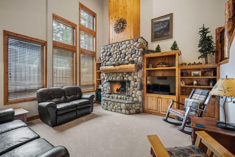 Tiny photo for 57414 Sun Eagle Lane #4, Sunriver, OR 97707 (MLS # 220217005)