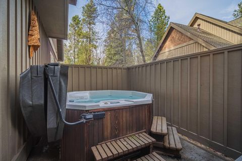 Tiny photo for 57414 Sun Eagle Lane #4, Sunriver, OR 97707 (MLS # 220217005)
