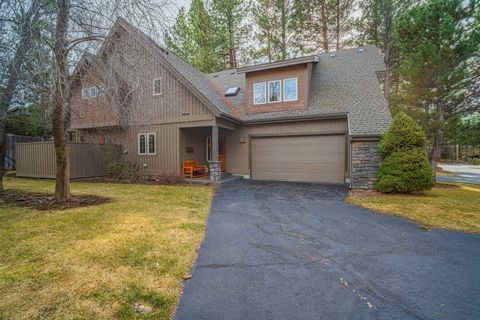 Tiny photo for 57414 Sun Eagle Lane #4, Sunriver, OR 97707 (MLS # 220217005)