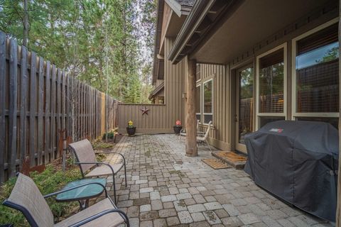 Tiny photo for 57414 Sun Eagle Lane #4, Sunriver, OR 97707 (MLS # 220217005)