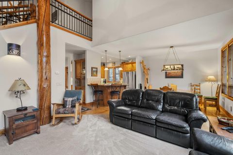Tiny photo for 57414 Sun Eagle Lane #4, Sunriver, OR 97707 (MLS # 220217005)