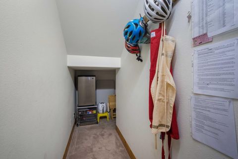 Tiny photo for 57414 Sun Eagle Lane #4, Sunriver, OR 97707 (MLS # 220217005)