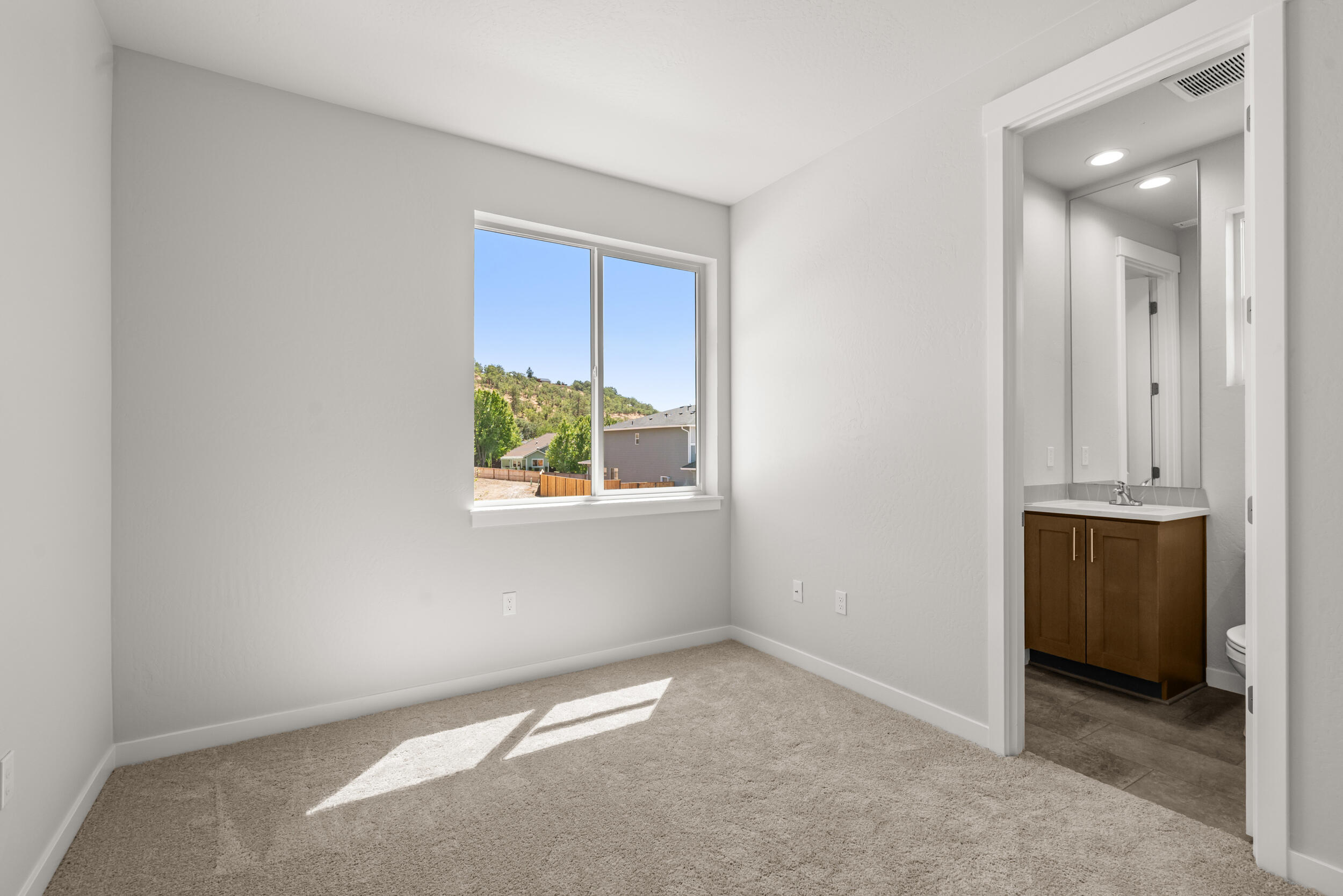 Eagle Point Golf Community - Residential