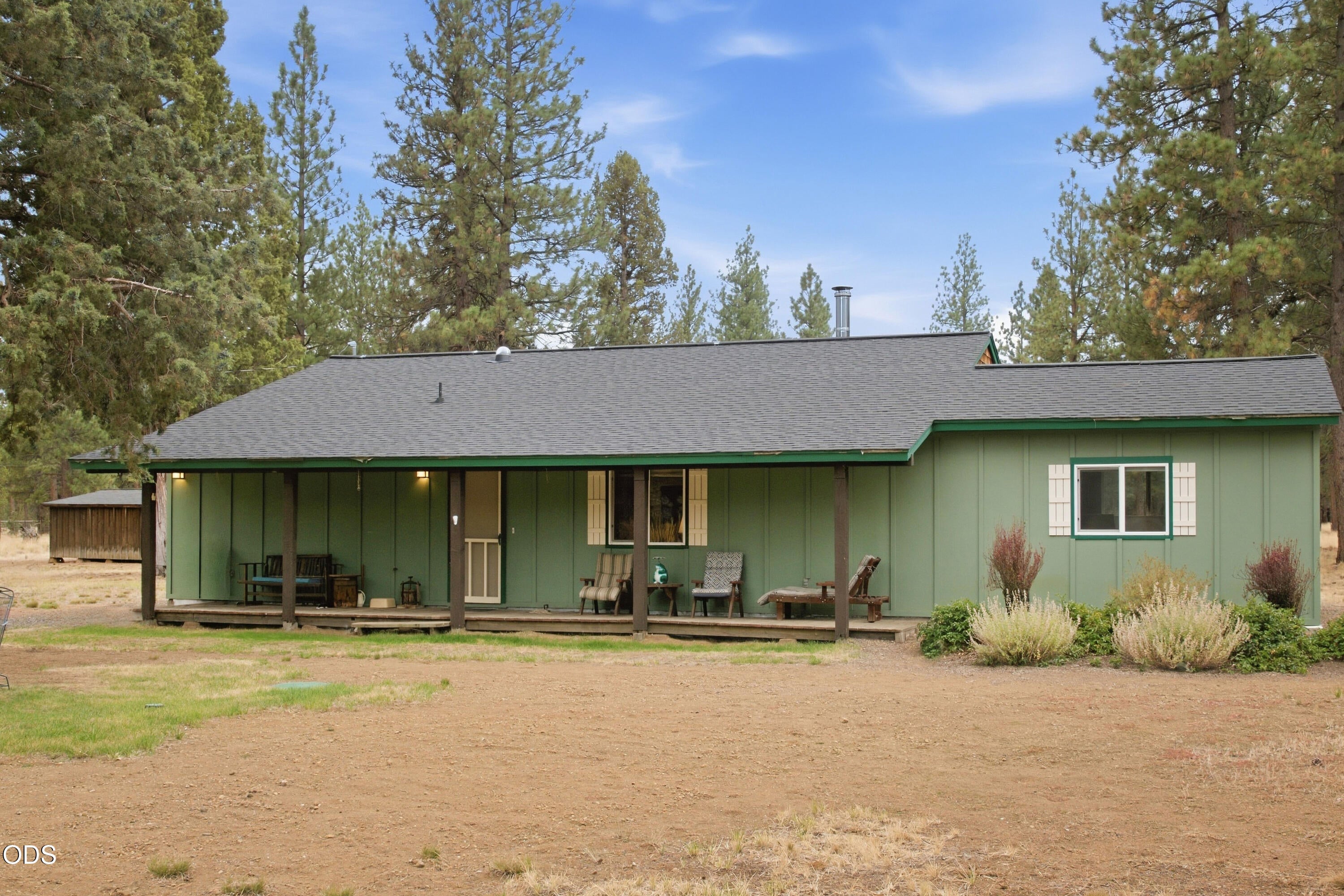 69460 Crooked Horseshoe Road