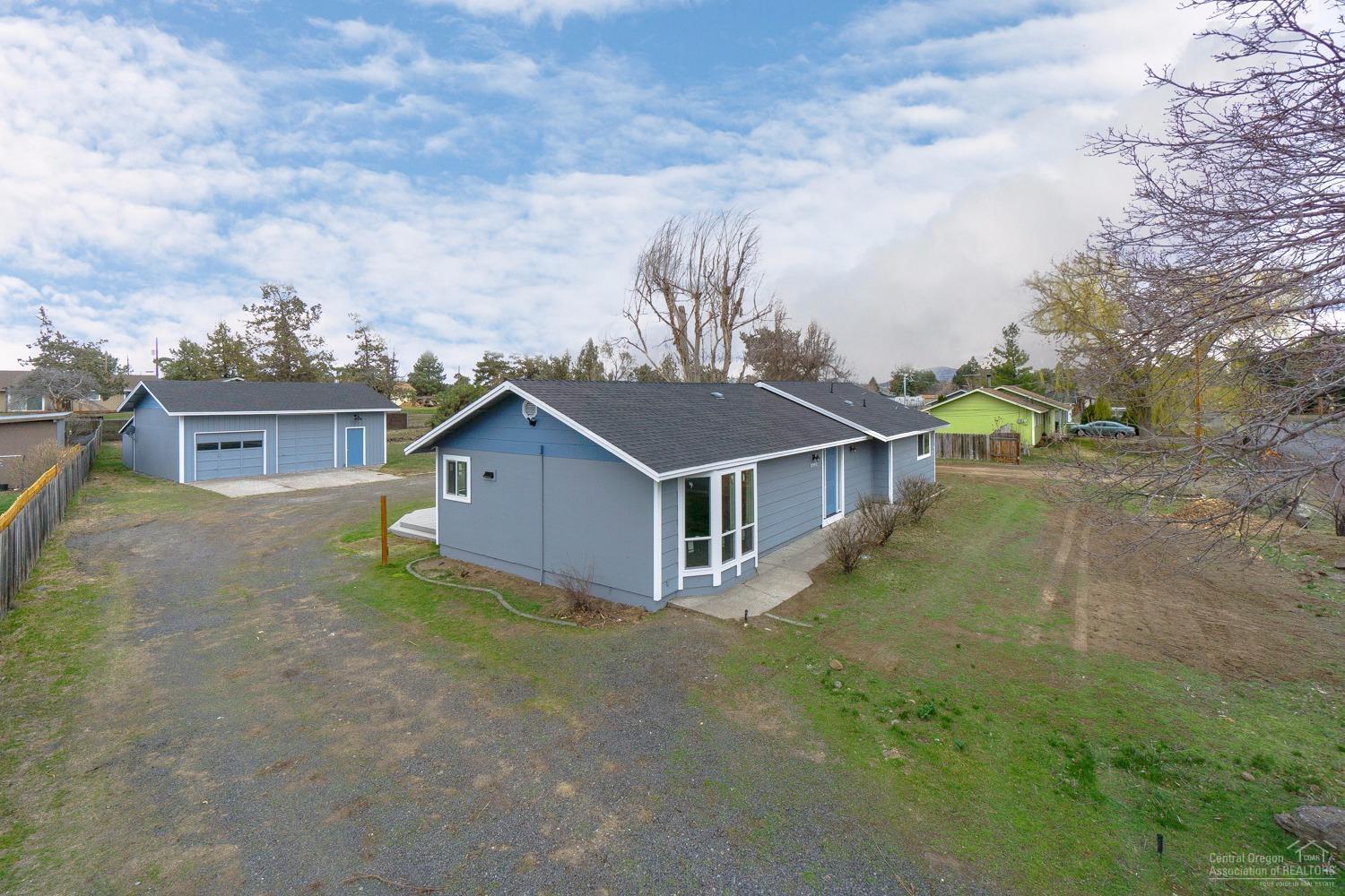 Meadowbrook Estate - Residential