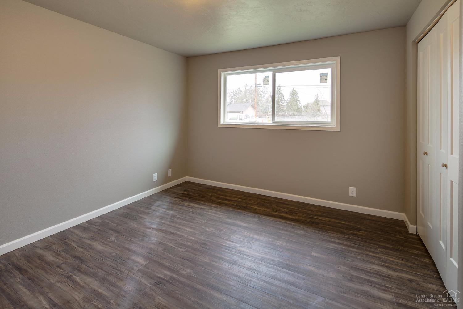 Meadowbrook Estate - Residential