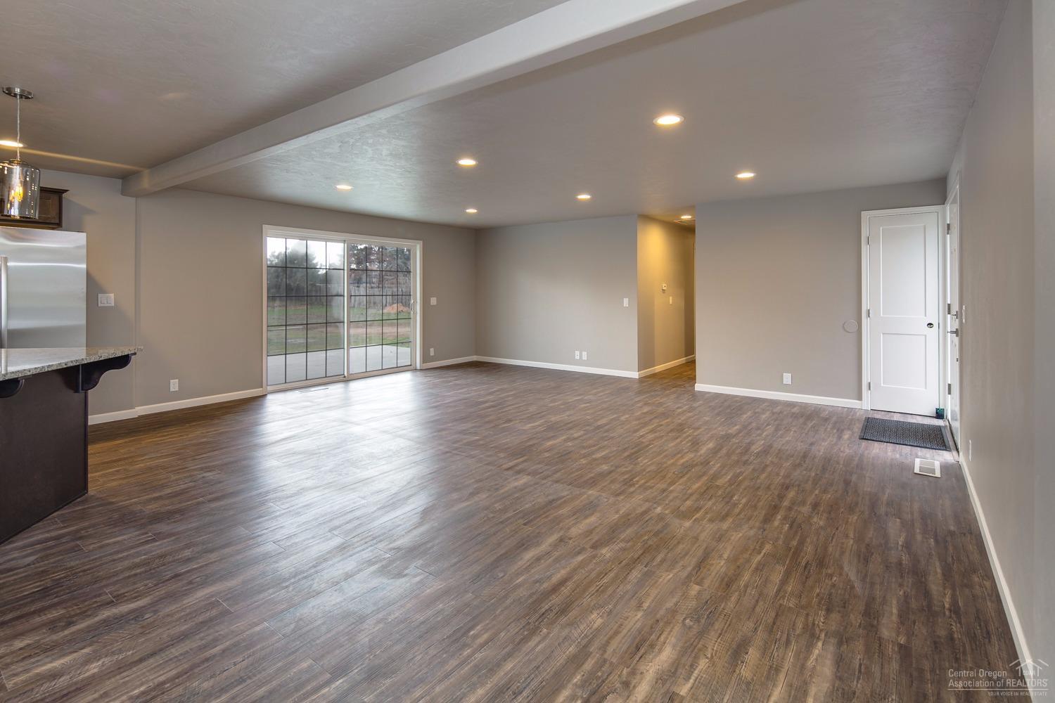 Meadowbrook Estate - Residential