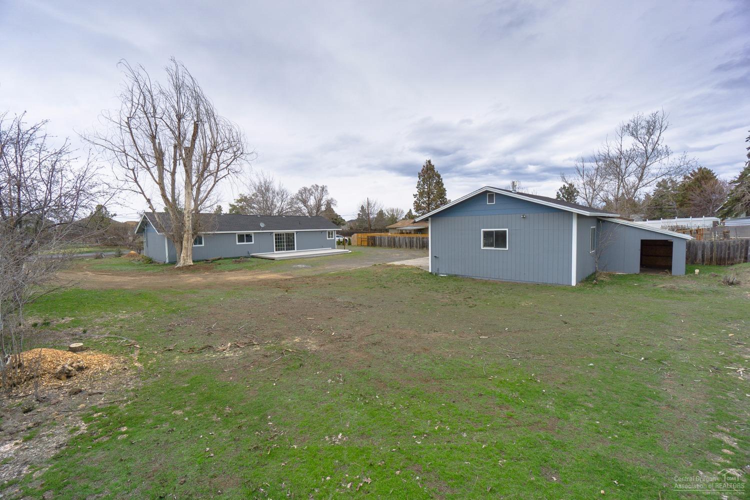 Meadowbrook Estate - Residential