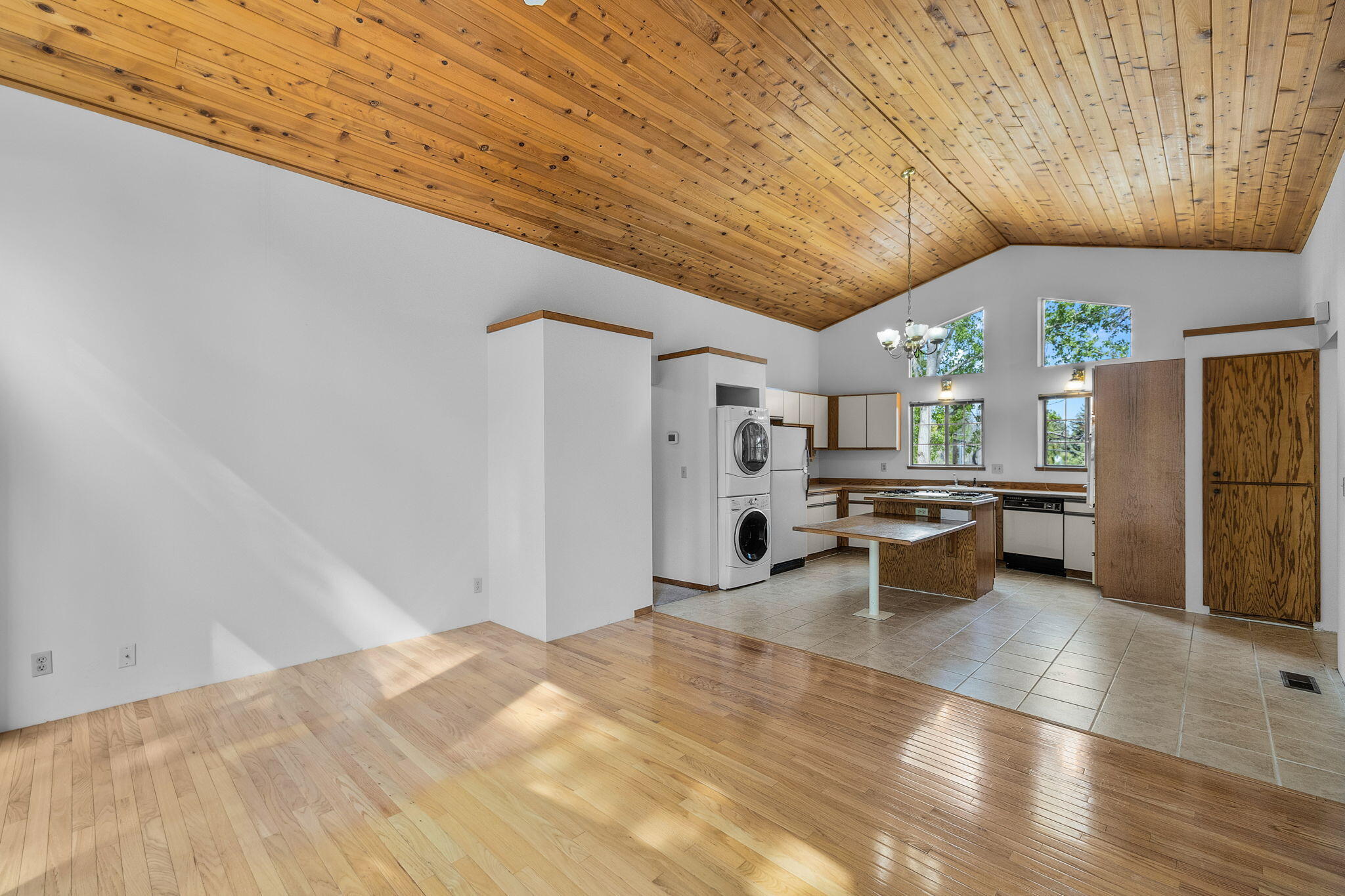 Kenwood Gardens - Residential