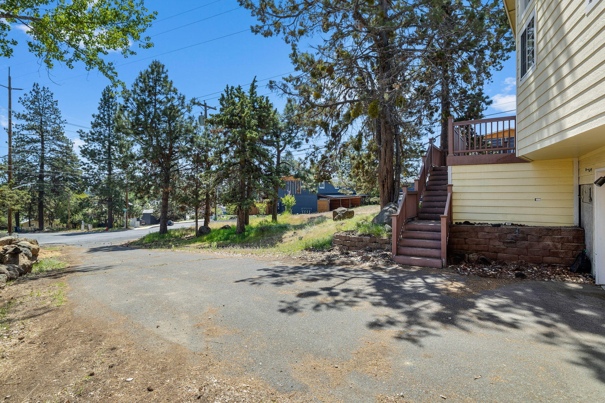 1210 NW Portland Avenue
