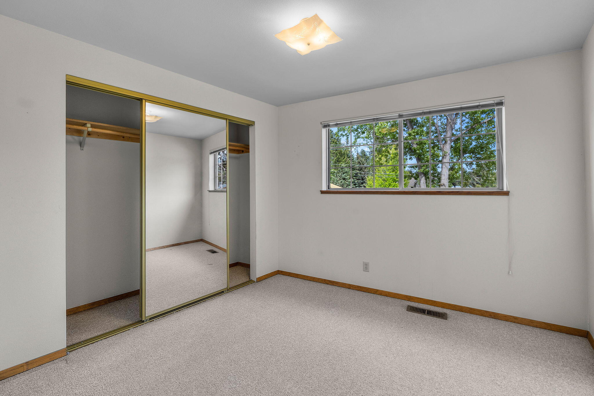 Kenwood Gardens - Residential
