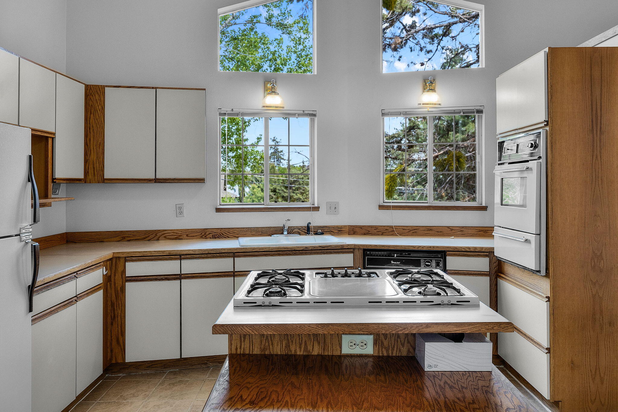 Kenwood Gardens - Residential