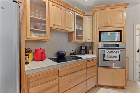 Tiny photo for 36793 Redwood Highway, Cave Junction, OR 97523 (MLS # 220212167)