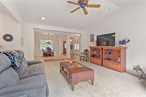 Tiny photo for 36793 Redwood Highway, Cave Junction, OR 97523 (MLS # 220212167)