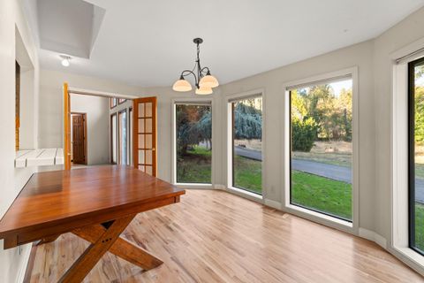 Tiny photo for 791 OR-238, Jacksonville, OR 97530 (MLS # 220211068)