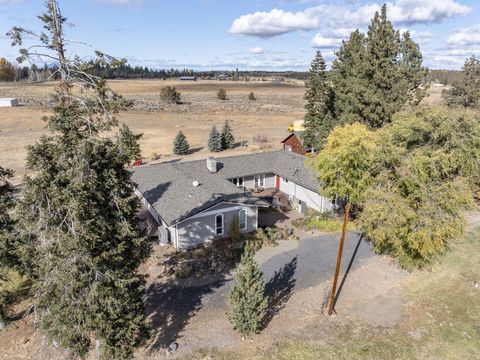 Tiny photo for 19190 Pinehurst Road, Bend, OR 97703 (MLS # 220215210)