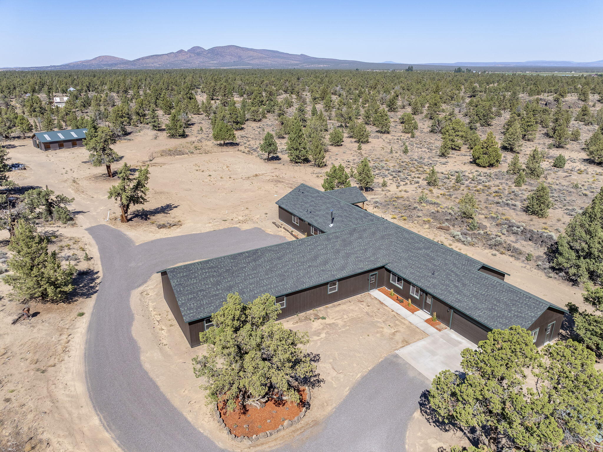 25480 Bachelor Lane