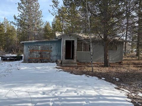 Photo of 51418 Evans Way, La Pine, OR 97739 (MLS # 220214295)