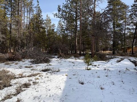 Tiny photo for 51418 Evans Way, La Pine, OR 97739 (MLS # 220214295)