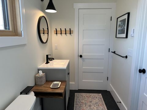 Tiny photo for 852 NW Columbia Street, Bend, OR 97703 (MLS # 220215640)