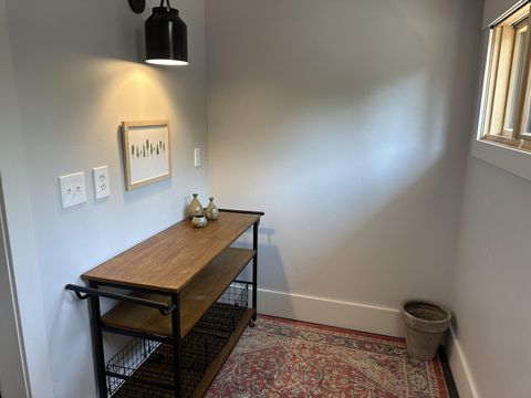 Tiny photo for 852 NW Columbia Street, Bend, OR 97703 (MLS # 220215640)