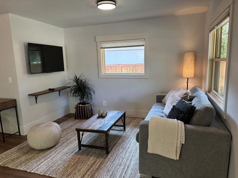 Tiny photo for 852 NW Columbia Street, Bend, OR 97703 (MLS # 220215640)